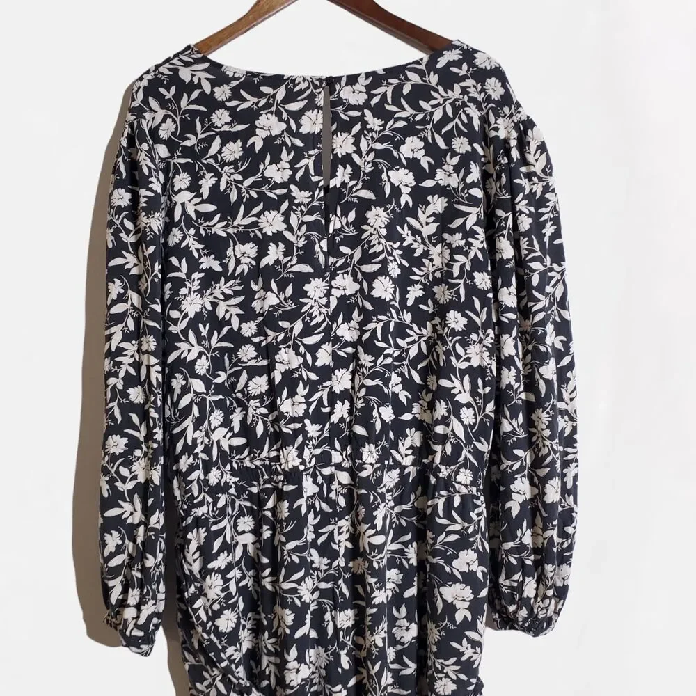 Old Navy Jumpsuit Size XXL 2XL Floral Hibiscus Belted Long Sleeve Womens